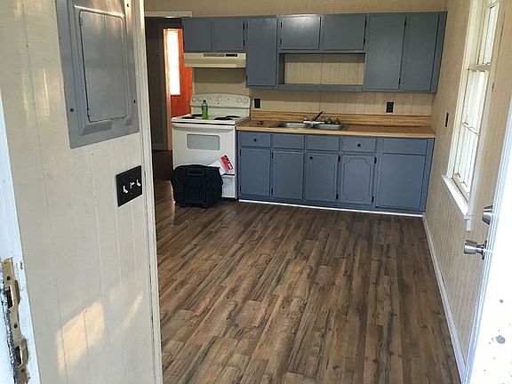 Engineered Harwood-Kitchen