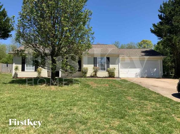 5685 Cottage Ln