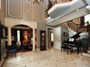 4 Centennial Ct, Apex, NC 27523