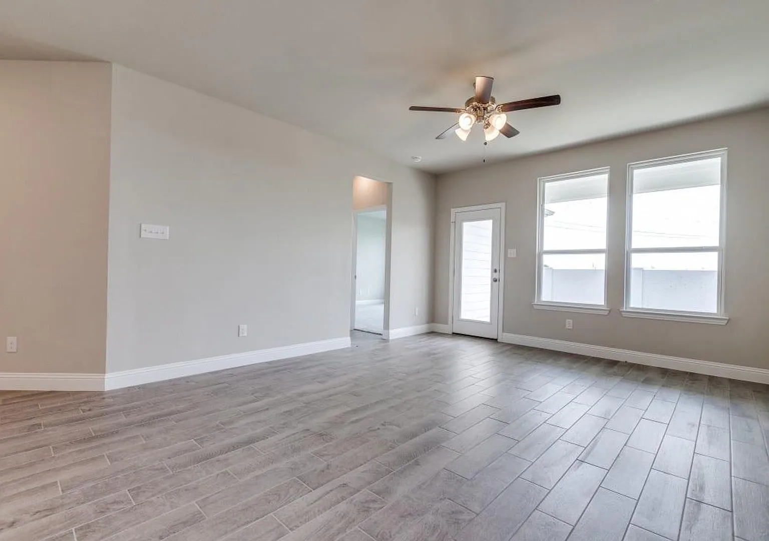 Energy-efficient home ready for move-in in the master-planned Venetian community, served by McKin... — Photo 4