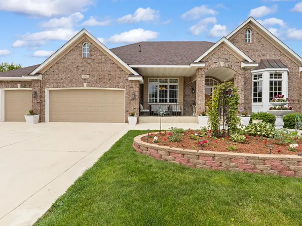 3401 Fox Tail Trl NW, Prior Lake, MN 55372
