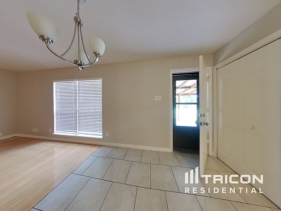 4th image of 7232 Harwick Ln