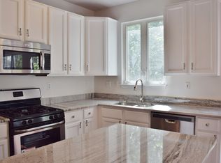 2531 James Monroe Cir, Herndon, VA 20171