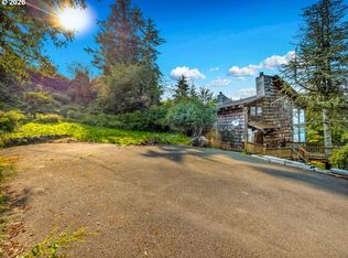 907 5th St, Astoria, OR 97103