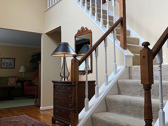 3rd image of 7150 Treeridge Dr