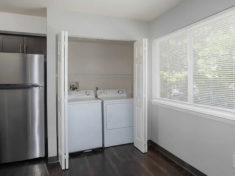 Northampton Crossing Apartments and Townhomes — Photo 15