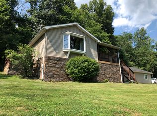 4718 Bessemer Rd, Nelsonville, OH 45764
