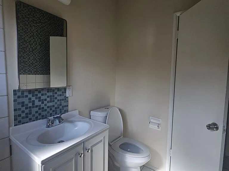 66870 Granada Ave — Photo 17