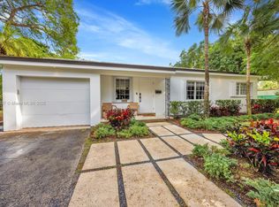 5827 SW 69th Ct, Miami, FL 33143