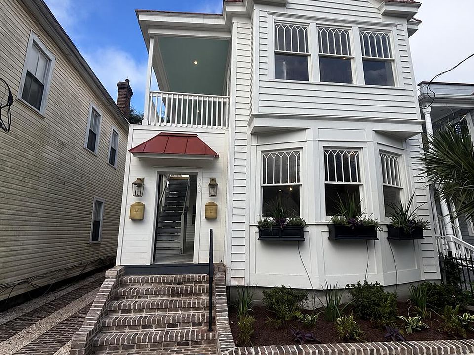 1st image of 563 Rutledge Ave #A & B