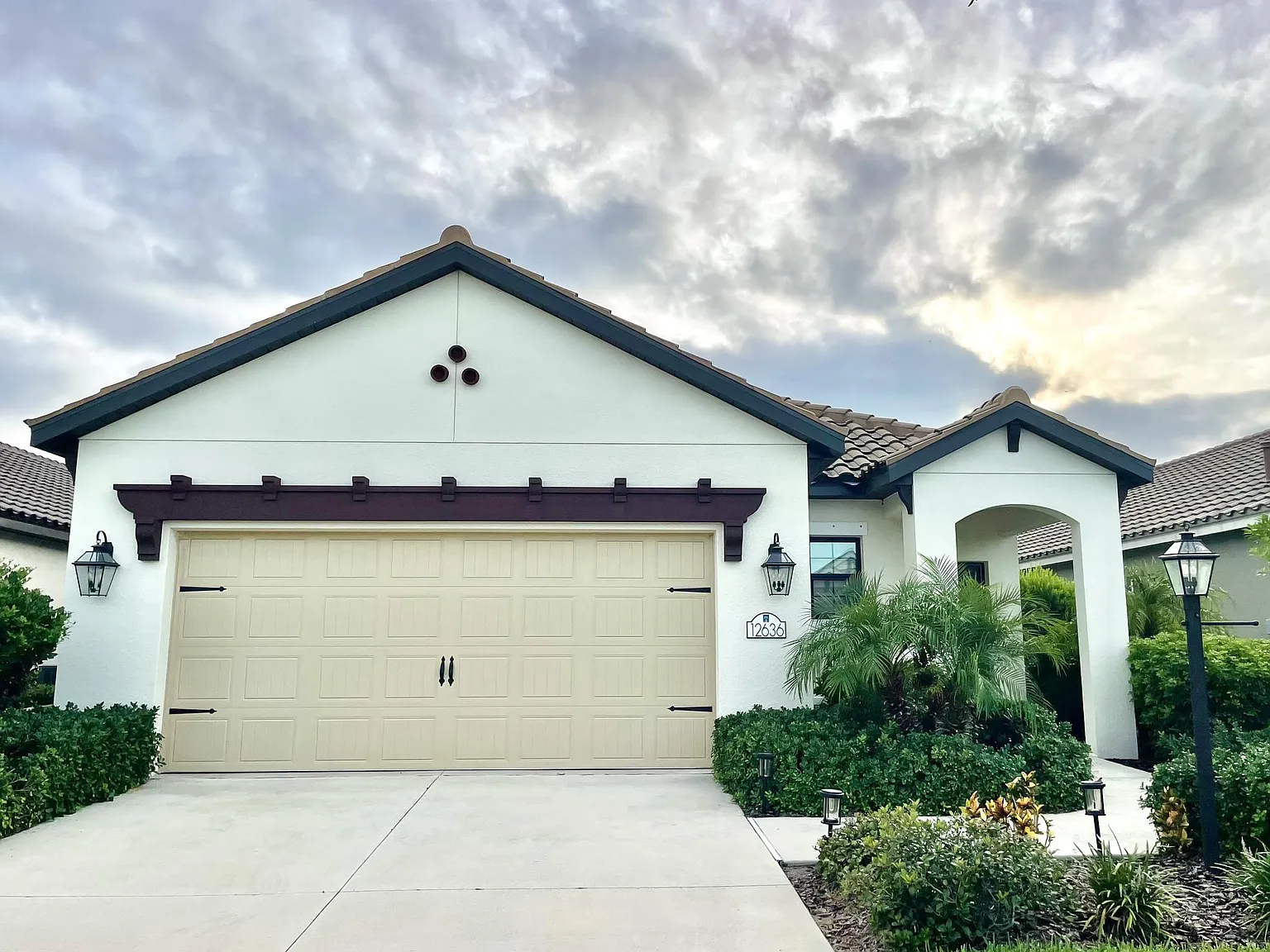 12636 Coastal Breeze Way — Photo 1