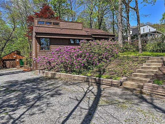 3rd image of 5435 Beechnut Dr