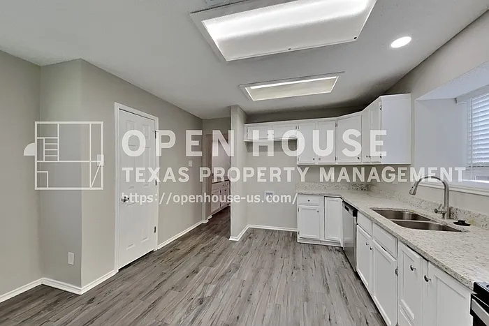 5507 Misty Crest Dr — Photo 6