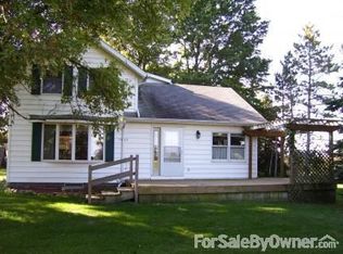 2683 W Buchanan Rd, Ithaca, MI 48847