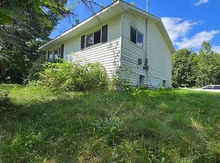 1156 W Curtis Rd, Sanford, MI 48657