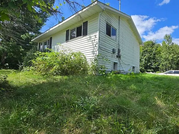 1156 W Curtis Rd, Sanford, MI 48657