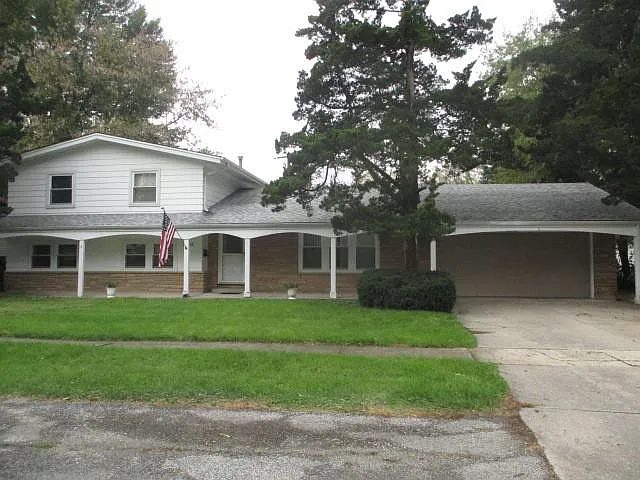 3736 Sangamon St photo 1