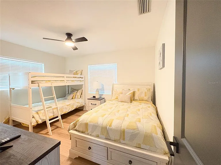 3054 Adrian Ave — Photo 17