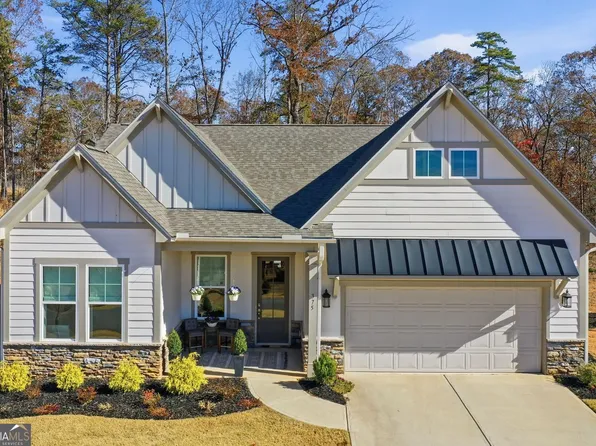 375 Linger Longer Dr, Ellijay, GA 30540