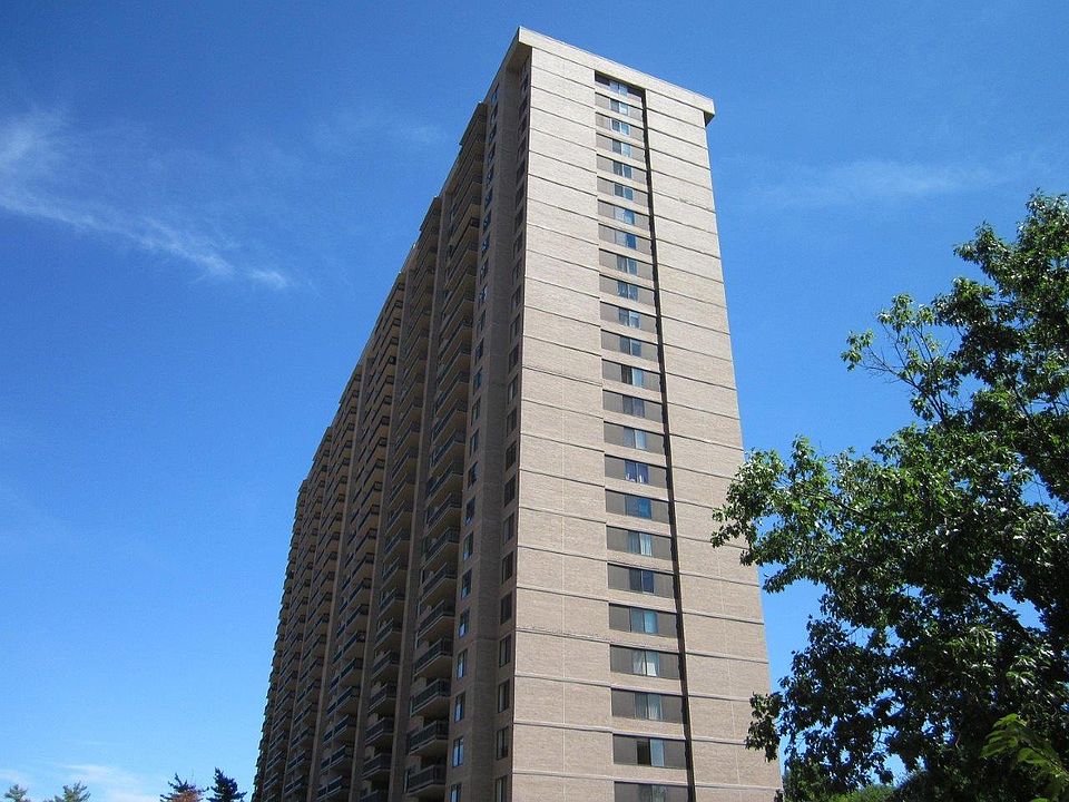 1st image of 3705 S George Mason Dr APT 417S