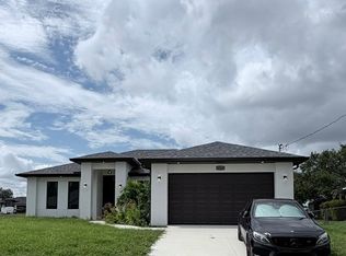 2124 NE 28th St, Cape Coral, FL 33909