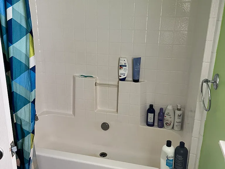 3930 Old Northeast Rd — Photo 11