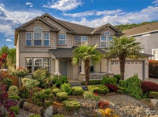 1945 Lighthouse Ln NE, Tacoma, WA 98422