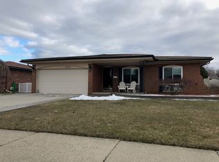 13216 Boca Grande Dr, Sterling Heights, MI
