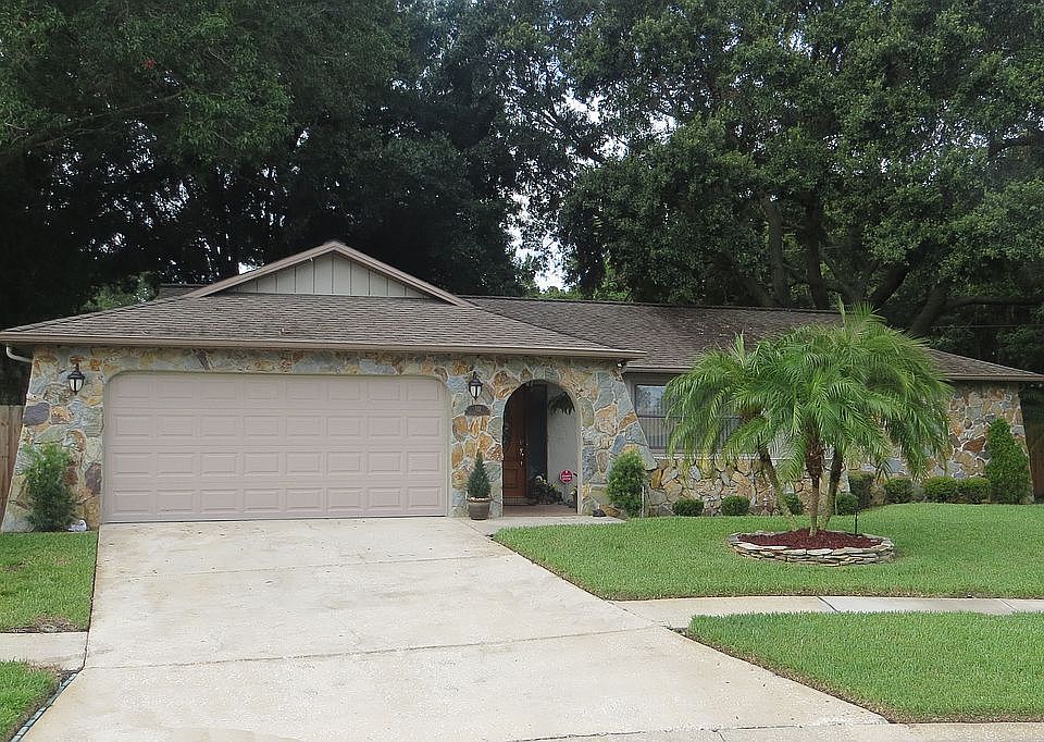 1st image of 112 Hillcrest Dr