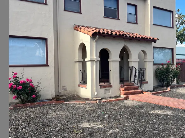 120 Stoakes Ave #3, San Leandro, CA 94577