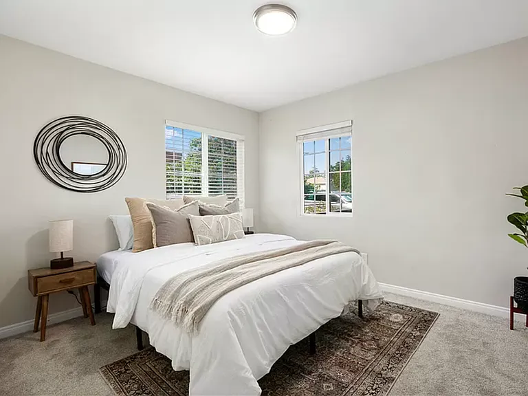 Queen Bed