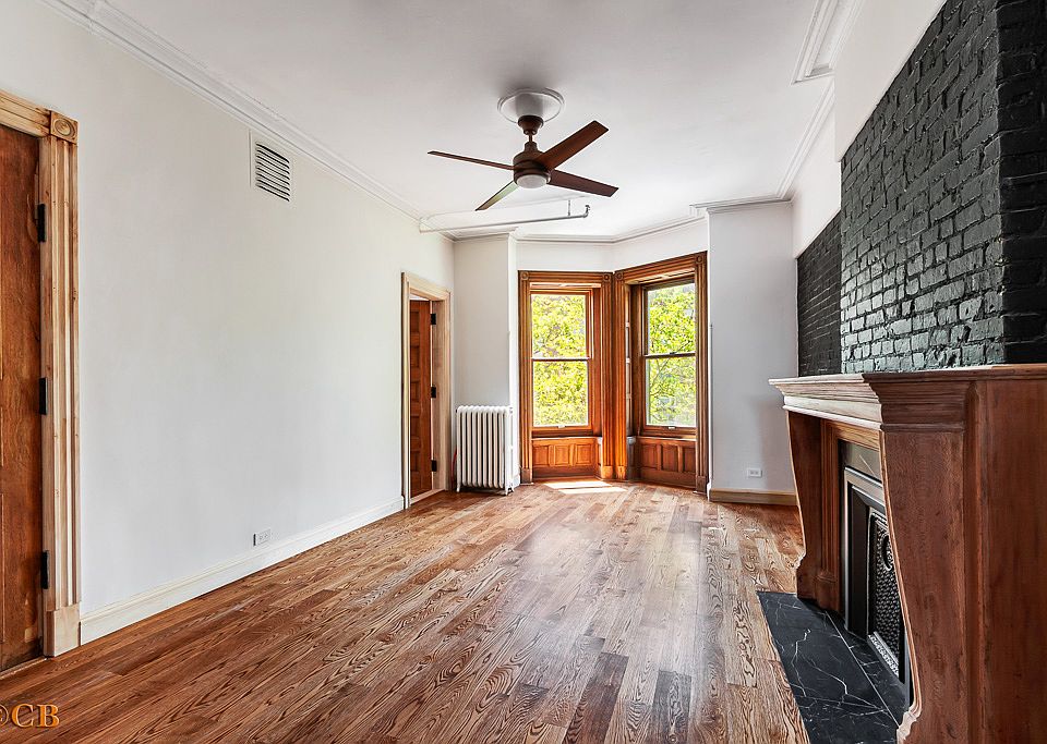 1st image of 275 Macdonough St #3