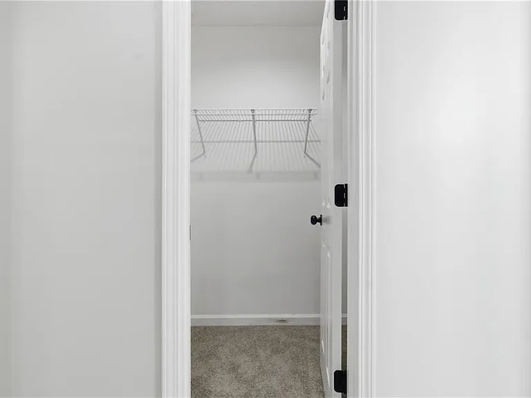 2110 Meadow View Ct — Photo 29
