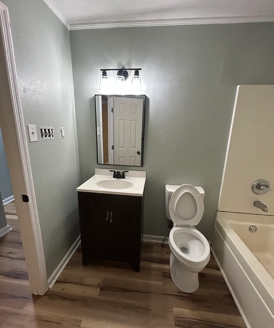 3 bed, 816 sqft, $1,295 — Photo 4