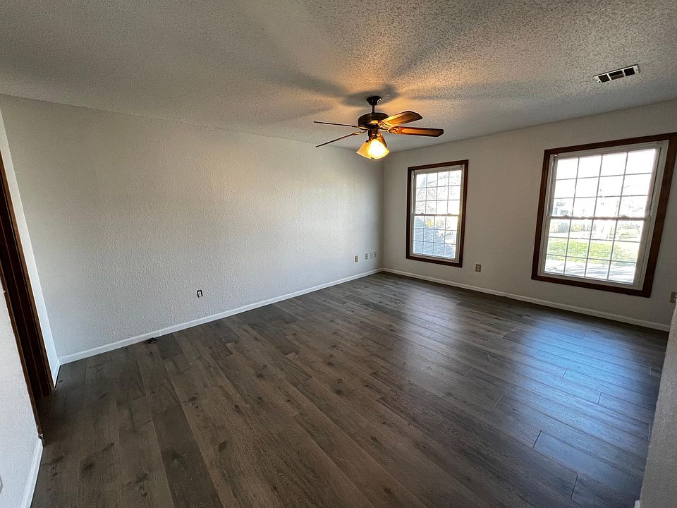 1523 E 123rd Ter 1, Olathe, KS 66061 Zillow