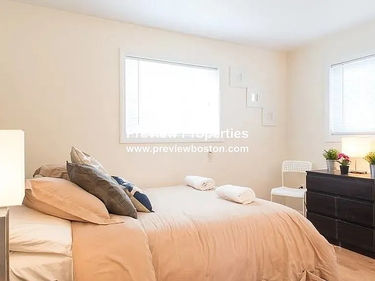 17 Oxford Cir #P — Photo 8