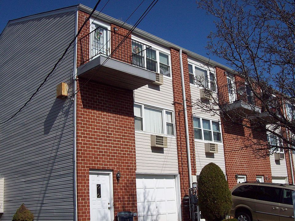 1st image of 21 Francine Ct #A