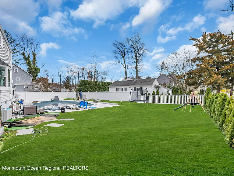 522 W Lincoln Ave — Photo 25