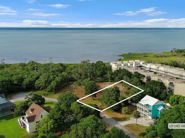 110 Sandpiper Lane, Indian Beach, NC 28512