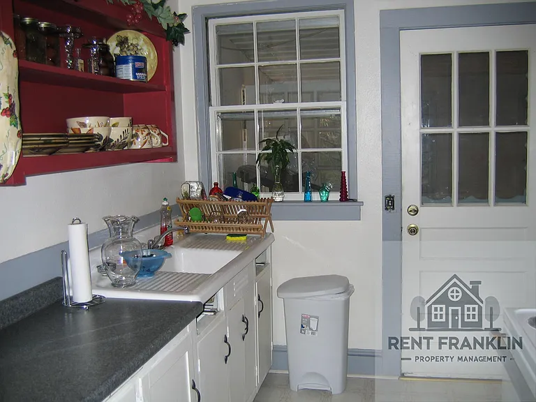 391 W Main St #1 — Photo 7
