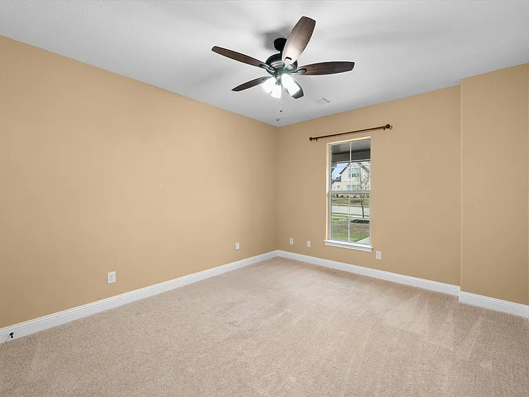 4434 Verbena St — Photo 9