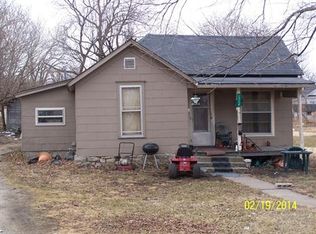 1718 E Oak St, Fort Scott, KS 66701