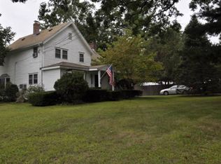 11 Wellesley Ave, Needham, MA 02494