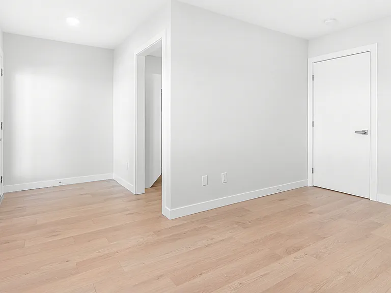 1115 Willowgrove Cres — Photo 28