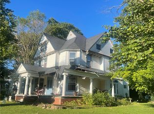 426 S 4th St, Hoopeston, IL 60942