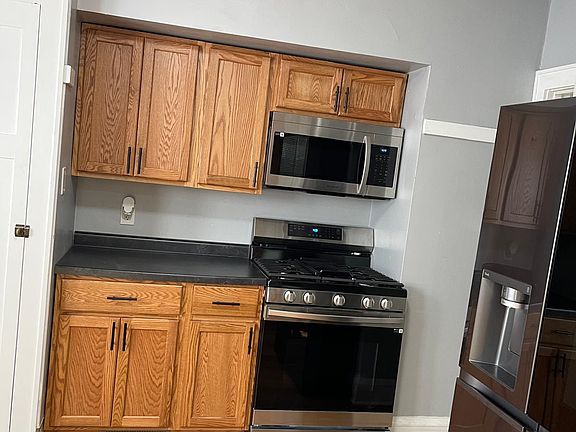 4th image of 4529 W Medford Ave #2