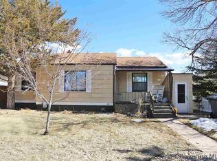 1515 Oak Ct, Cheyenne, WY 82001
