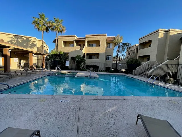5500 N Valley View Rd #303 — Photo 18