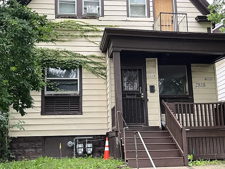 2818-2818A N 33rd St. - Duplex — Photo 2