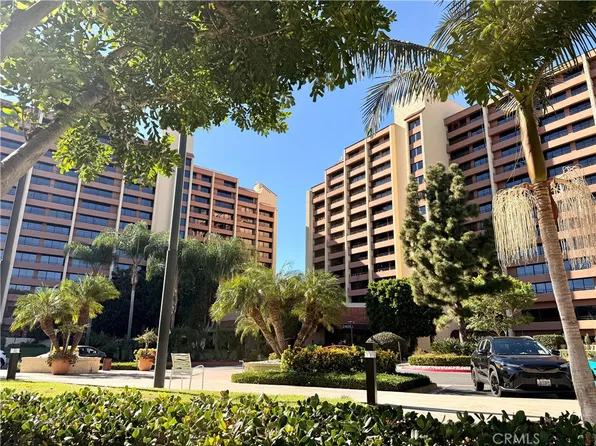 24055 Paseo Del Lago, Laguna Woods, CA 92637